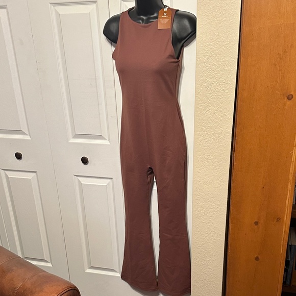 ReoRia Pants - ReoRia | NWT Coffee Sleeveless Jumpsuit - Women’s Medium